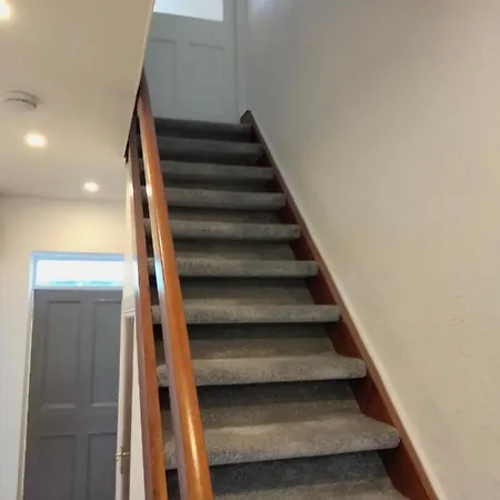 Kilpatrick Glebe Tatil Evi *