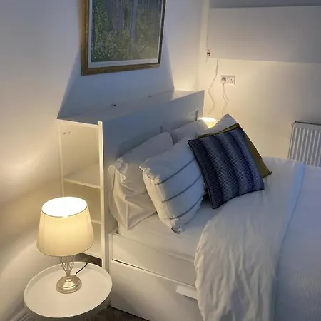 Kilpatrick Glebe Tatil Evi *